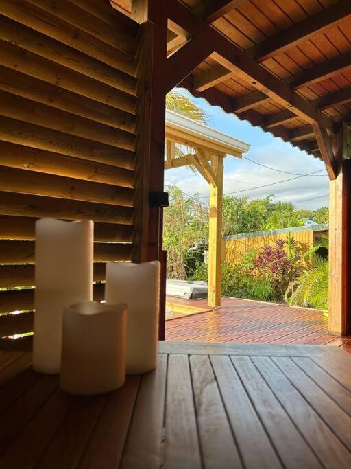 Bungalow Avec Jacuzzi Privatif Villa Сент-Роз Екстериор снимка